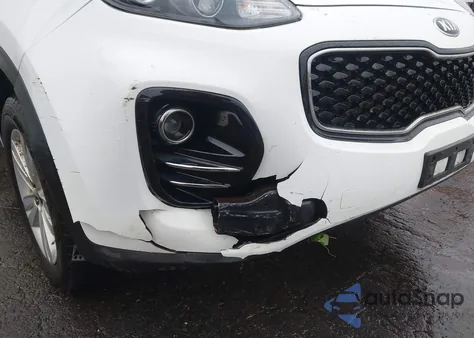 2019 Kia Sportage Lx z USA, uszkodzony, nr VIN KNDPMCAC2K7566412